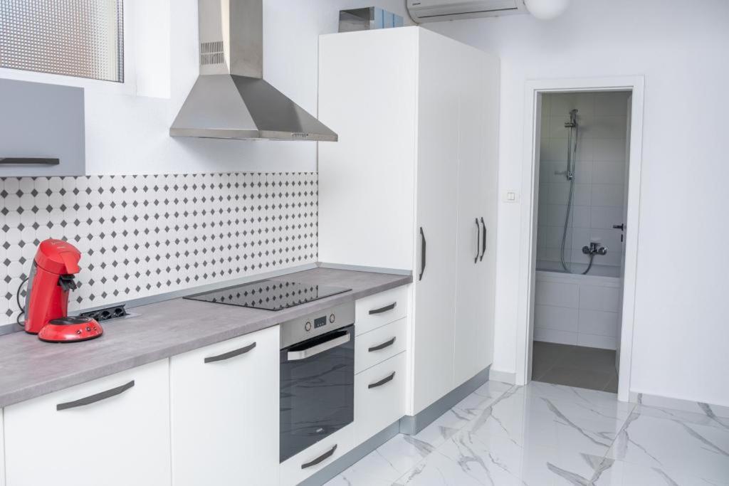 Bb Residence Арад Екстериор снимка