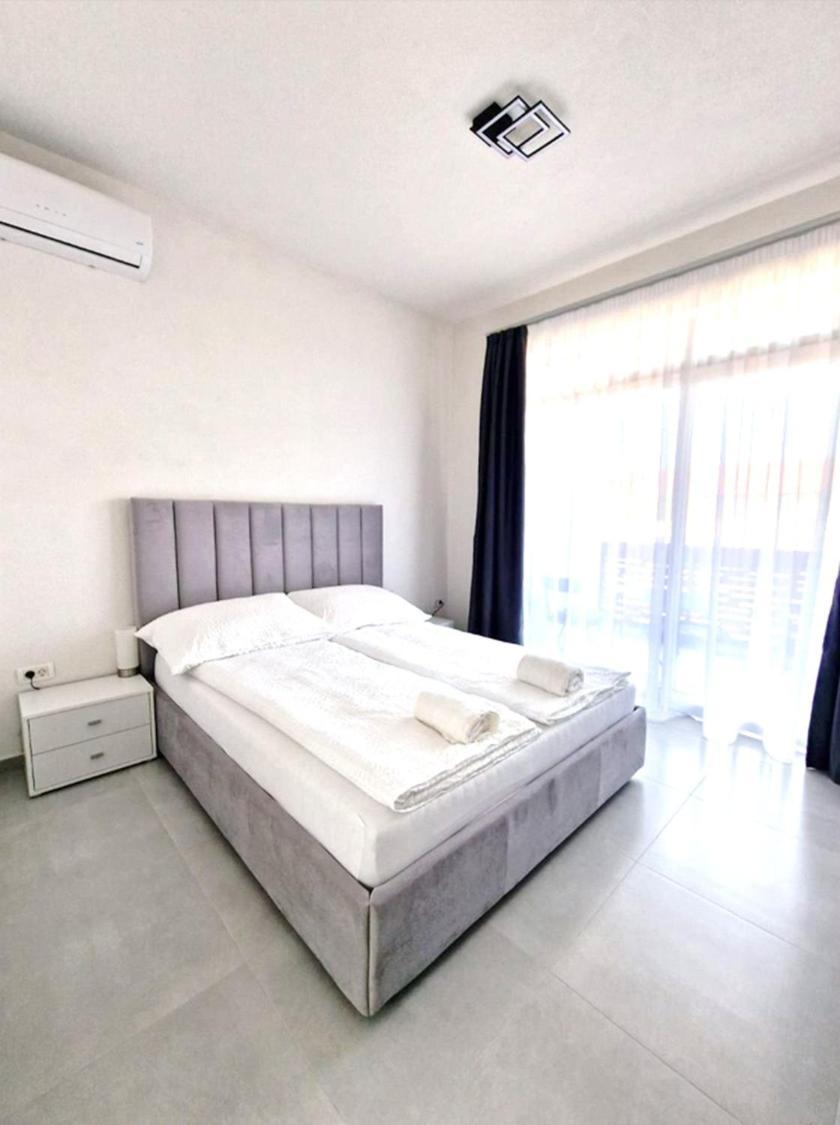 Bb Residence Арад Екстериор снимка