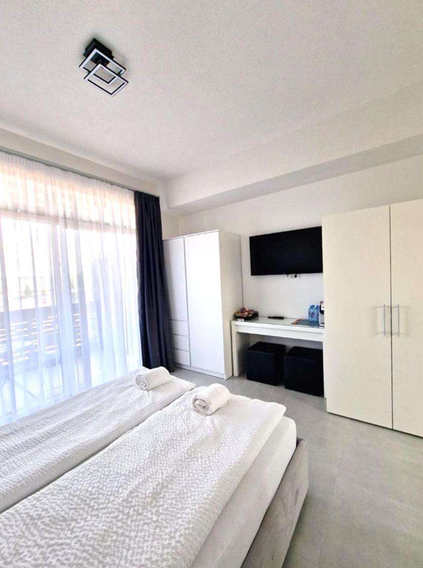 Bb Residence Арад Екстериор снимка