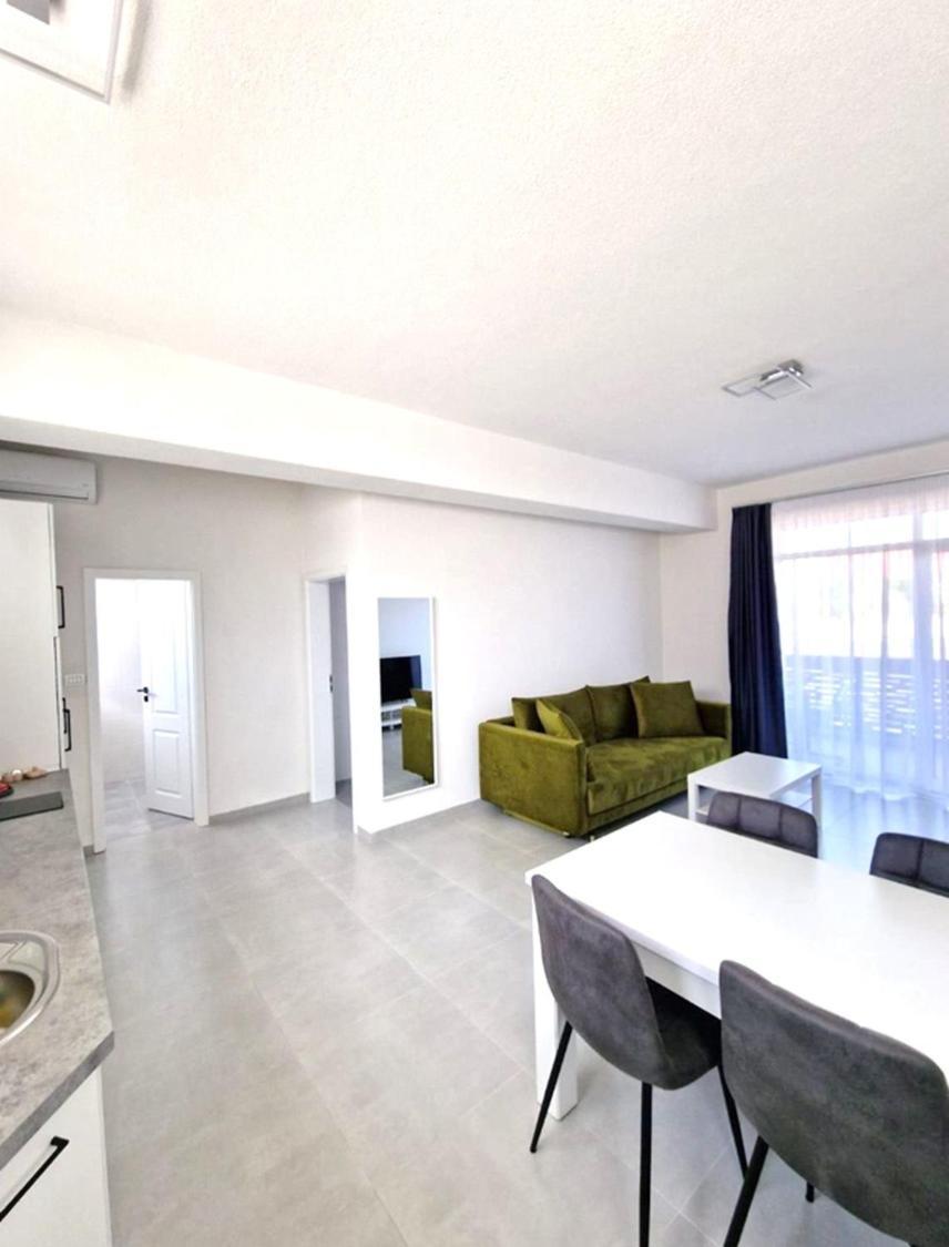 Bb Residence Арад Екстериор снимка