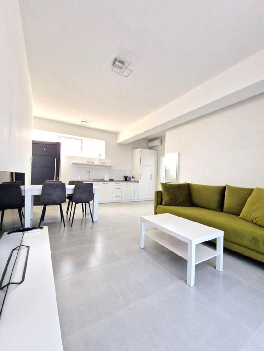 Bb Residence Арад Екстериор снимка